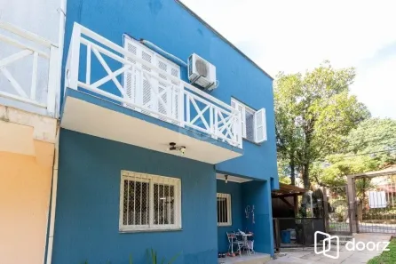 Casa com 2 Quartos à venda, 116m² no Vila Nova, Porto Alegre