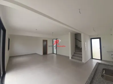 Casa de Condomínio com 2 Quartos à venda, 121m² no Jardins Berlim, Senador Canedo