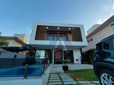 Casa com 3 Quartos para alugar, 150m² no Campeche, Florianópolis