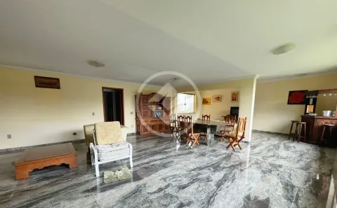 Casa com 9 Quartos para alugar, 302m² no Iucas, Teresópolis