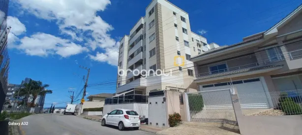 Apartamento com 2 Quartos à venda, 72m² no Praia Comprida, São José