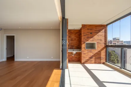 Apartamento com 3 Quartos à venda, 226m² no Cabral, Curitiba