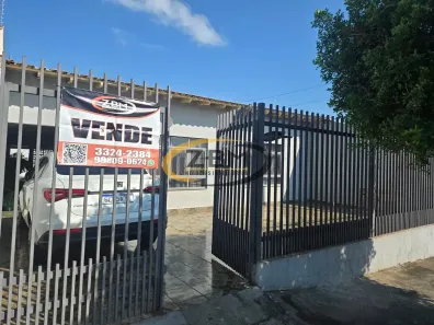 Casa com 3 Quartos à venda, 135m² no Conjunto Café, Londrina