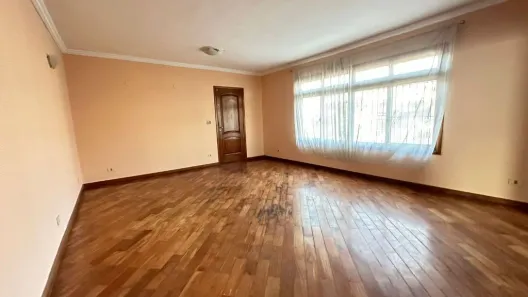 Casa com 3 Quartos para alugar, 150m² no Parque Continental, São Paulo