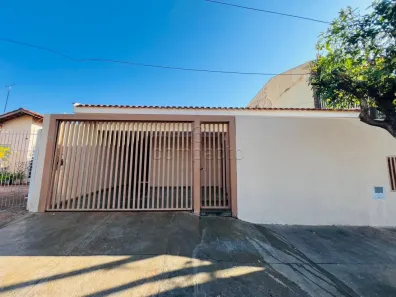 Casa com 3 Quartos à venda, 150m² no Conjunto Habitacional São Deocleciano, São José do Rio Preto