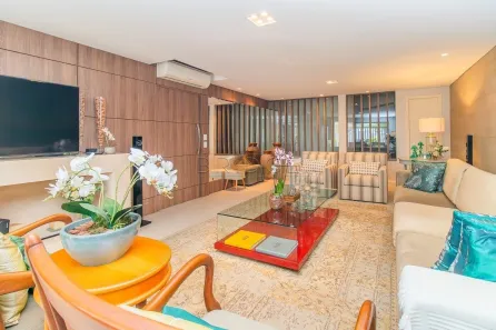 Casa com 4 Quartos à venda, 450m² no Santo Antônio, Porto Alegre