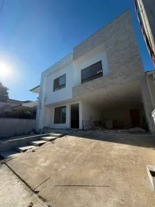 Casa com 3 Quartos à venda, 250m² no Imboassica, Macaé