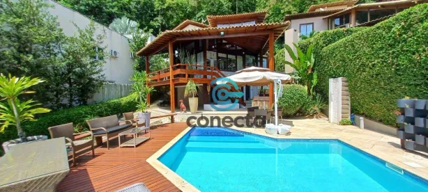 Casa de Condomínio com 3 Quartos à venda, 350m² no Itaipu, Niterói
