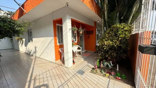 Casa com 3 Quartos à venda, 116m² no Municípios, Balneário Camboriú