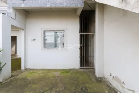Casa com 2 Quartos para alugar, 60m² no Guajuviras, Canoas