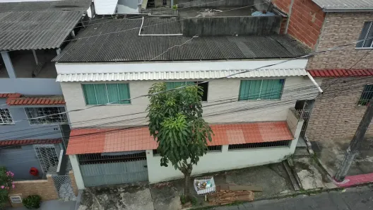 Sobrado com 3 Quartos à venda, 120m² no Bela Aurora, Cariacica