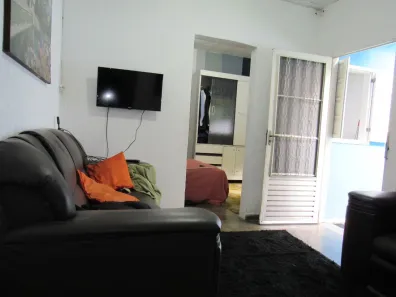 Casa com 3 Quartos à venda, 309m² no Carlos Prates, Belo Horizonte