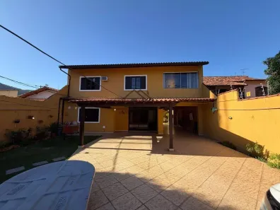 Casa com 4 Quartos à venda, 366m² no Piratininga, Niterói