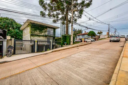 Imóvel Comercial para alugar, 120m² no Campina do Siqueira, Curitiba