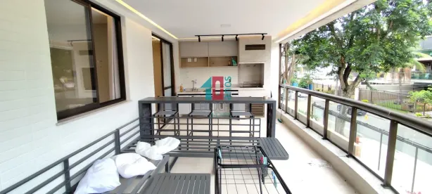 Apartamento com 3 Quartos para alugar, 110m² no Recreio dos Bandeirantes, Rio de Janeiro