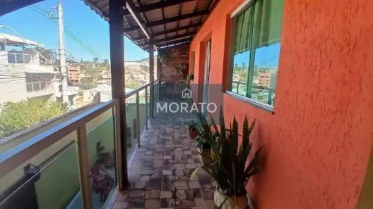 Imóvel Comercial com 3 Quartos à venda, 288m² no Cândida Ferreira, Contagem