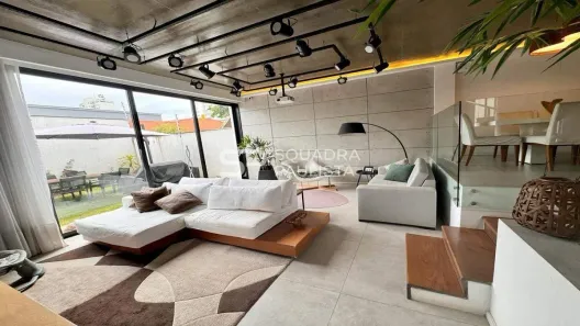 Casa com 3 Quartos à venda, 192m² no Jardim Aeroporto, São Paulo