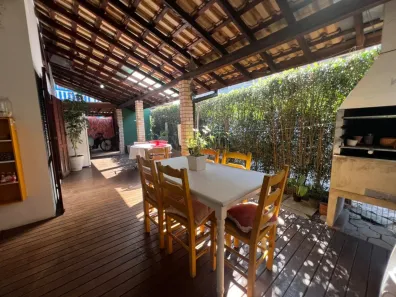 Casa com 6 Quartos à venda, 175m² no Rio Tavares, Florianópolis
