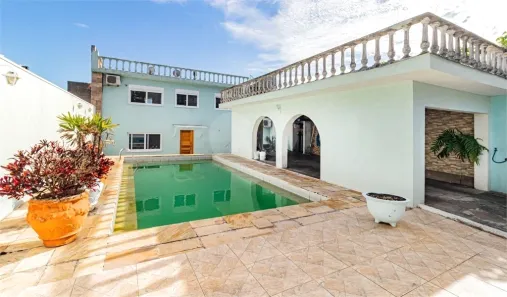 Sobrado com 4 Quartos à venda, 280m² no Chácara das Pedras, Porto Alegre