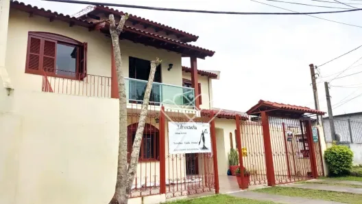 Casa com 4 Quartos para alugar, 260m² no Salgado Filho, Gravataí