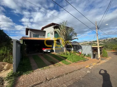 Casa de Condomínio com 4 Quartos à venda, 208m² no Paciência, Sabará