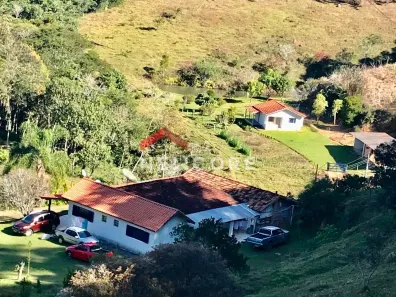 Fazenda/Sítio com 4 Quartos à venda, 100m² no Área Rural de Paraibuna, Paraibuna