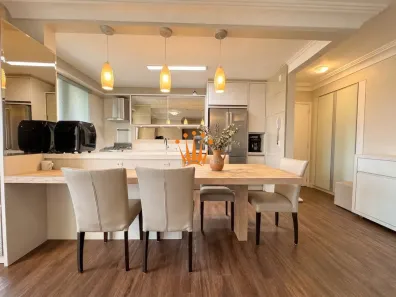 Apartamento com 3 Quartos à venda, 90m² no Centro, Florianópolis