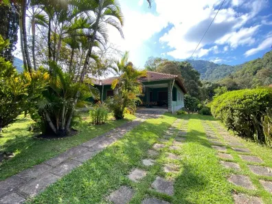 Casa com 4 Quartos à venda, 350m² no Albuquerque, Teresópolis