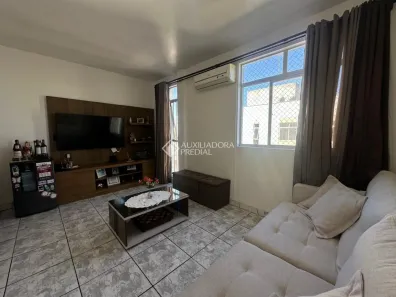 Apartamento com 3 Quartos à venda, 69m² no Praia Comprida, São José