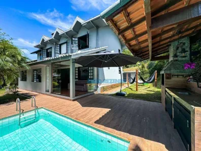 Casa de Condomínio com 4 Quartos à venda, 235m² no Albuquerque, Teresópolis