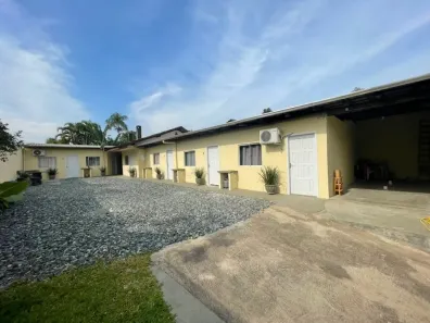 Casa com 1 Quarto à venda, 50m² no Das Capitais, Timbó