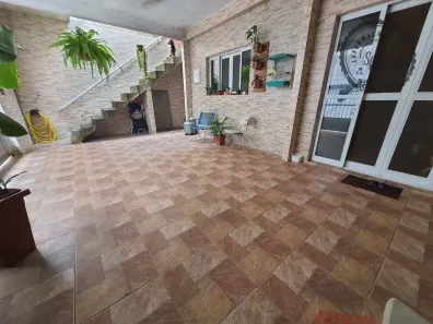 Casa com 4 Quartos à venda, 240m² no Mirim, Praia Grande
