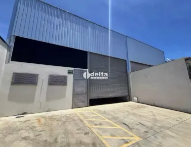 Ponto Comercial para alugar, 250m² no Nossa Senhora das Graças, Uberlândia