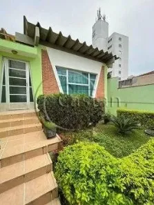 Sobrado com 3 Quartos à venda, 354m² no Vila Bertioga, São Paulo