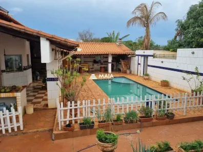 Casa de Condomínio com 4 Quartos à venda, 450m² no Residencial Mário de Almeida Franco, Uberaba