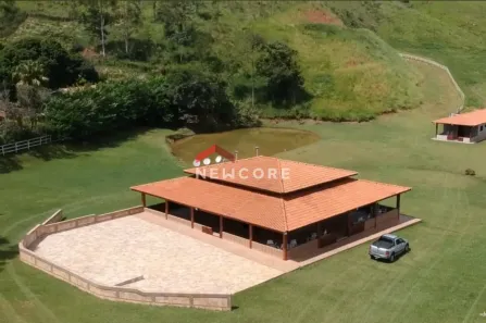 Fazenda/Sítio com 3 Quartos à venda, 500m² no Jardim Independência, Taubaté