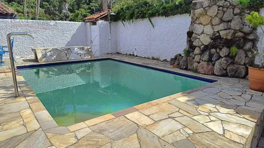 Casa com 4 Quartos à venda, 180m² no Guaiúba, Guarujá