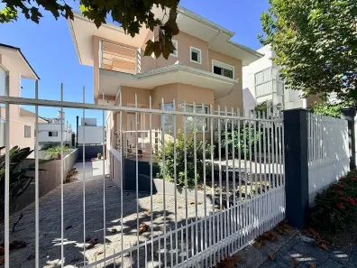 Casa com 5 Quartos à venda, 329m² no Pedra Branca, Palhoça