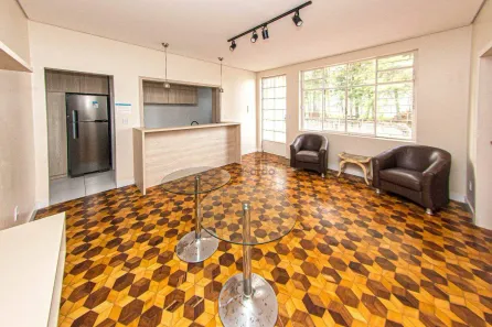 Apartamento com 2 Quartos para alugar, 65m² no Centro, Santa Maria