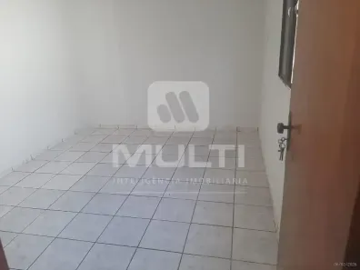 Casa com 5 Quartos à venda, 180m² no Granada, Uberlândia