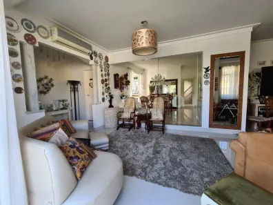 Casa com 2 Quartos à venda, 212m² no Agronômica, Florianópolis
