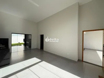 Casa com 3 Quartos à venda, 113m² no Jardim Holanda, Uberlândia