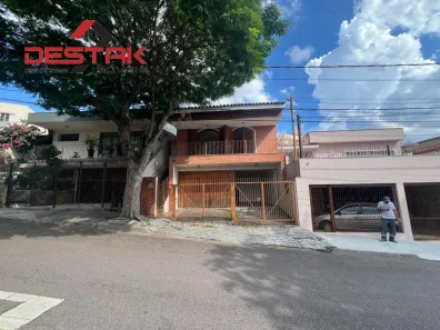 Casa com 3 Quartos à venda, 234m² no Jardim Pacaembu, Jundiaí