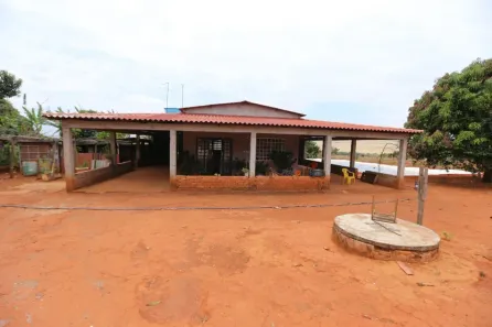 Fazenda/Sítio com 2 Quartos à venda, 15000m² no Área Rural de Planaltina, Planaltina