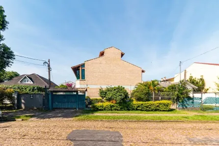 Casa com 3 Quartos para alugar, 135m² no Ipanema, Porto Alegre