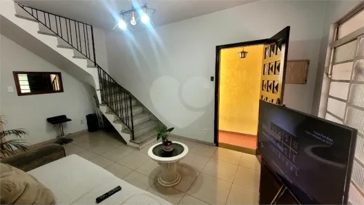 Sobrado com 3 Quartos à venda, 125m² no Parque Maria Domitila, São Paulo