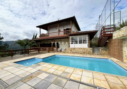 Casa de Condomínio com 4 Quartos à venda, 326m² no Albuquerque, Teresópolis