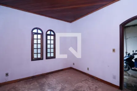 Casa com 2 Quartos à venda, 100m² no Parque Pinheiros, Taboão da Serra