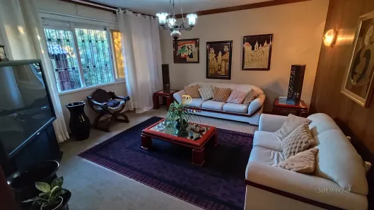 Casa com 7 Quartos à venda, 473m² no Chácara das Pedras, Porto Alegre