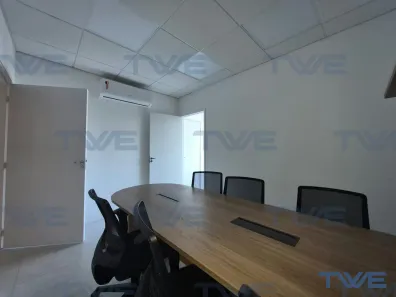 Sala Comercial para alugar, 74m² no Estreito, Florianópolis